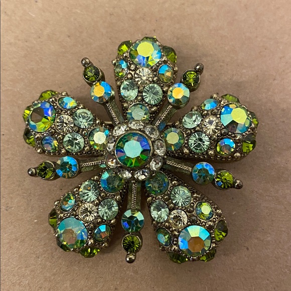 Joan Rivers Jewelry - Vintage Joan Rivers Brooch Pin Aurora Borealis Glass Rhinestone Gold Tone Signed